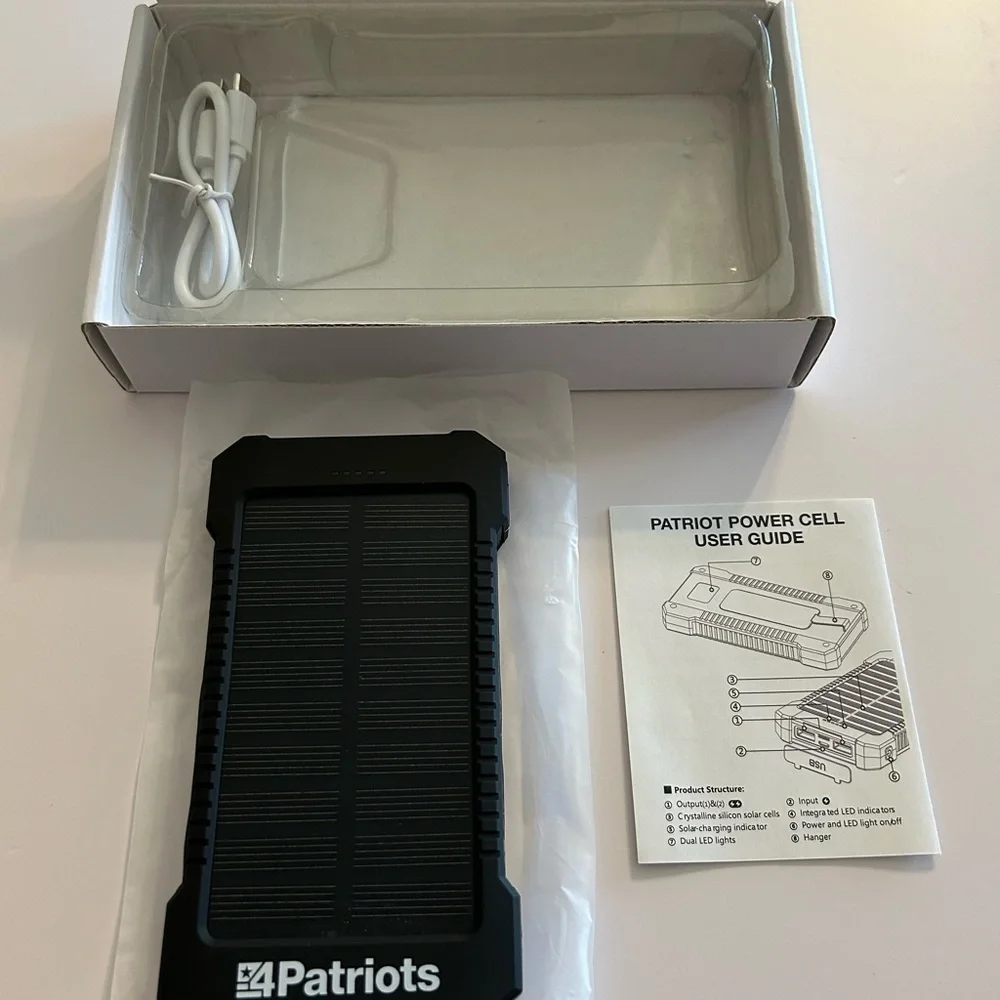Genuine 4Patriots Power Cell Solar Phone Charger USB Power Bank 10,000 MAH / NEW